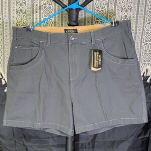 NWT Women's 20 Noble Outfitters Tug-Free Grey Shorts